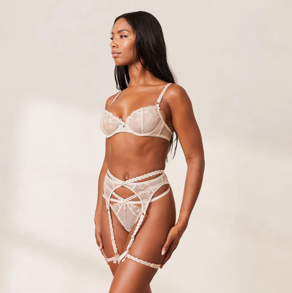 Casey Intimates Ensemble - Champagne