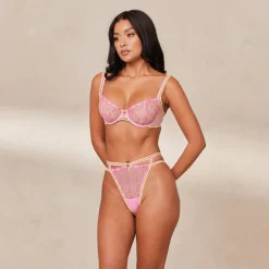 Daisy Embroidered Balcony Soutien-Gorge et String/Culotte Ensemble - Rose