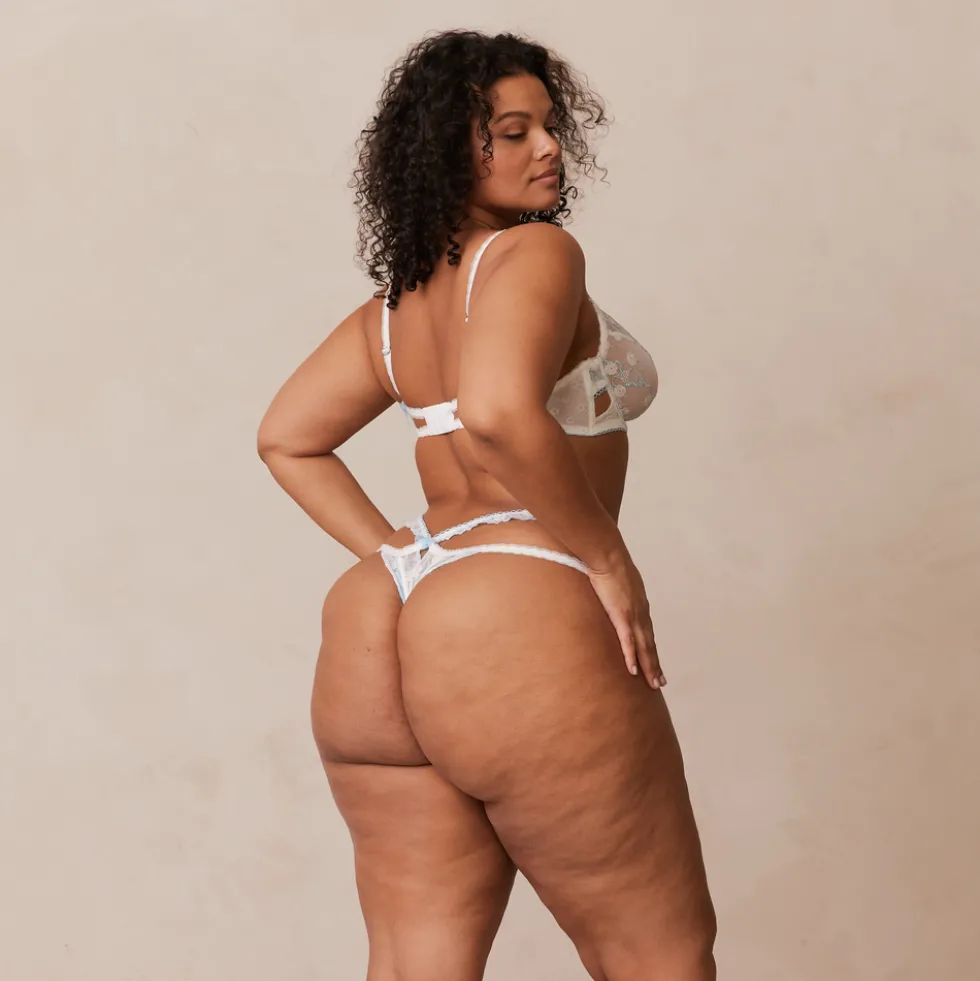 Fleur Balcony Soutien-Gorge et G-string Ensemble - Blanc et Bleu